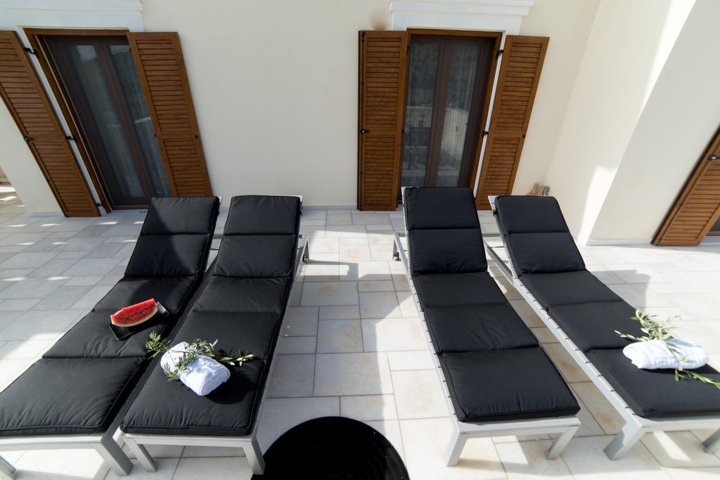 Villa Elia Mélanes 外观 照片